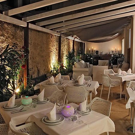 Hotel Palm Beach Cannes Buitenkant foto